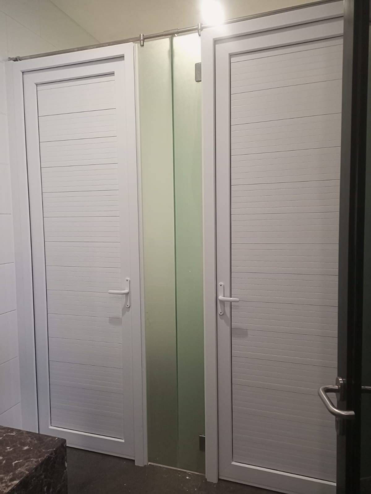 pintu cubicle upvc 4