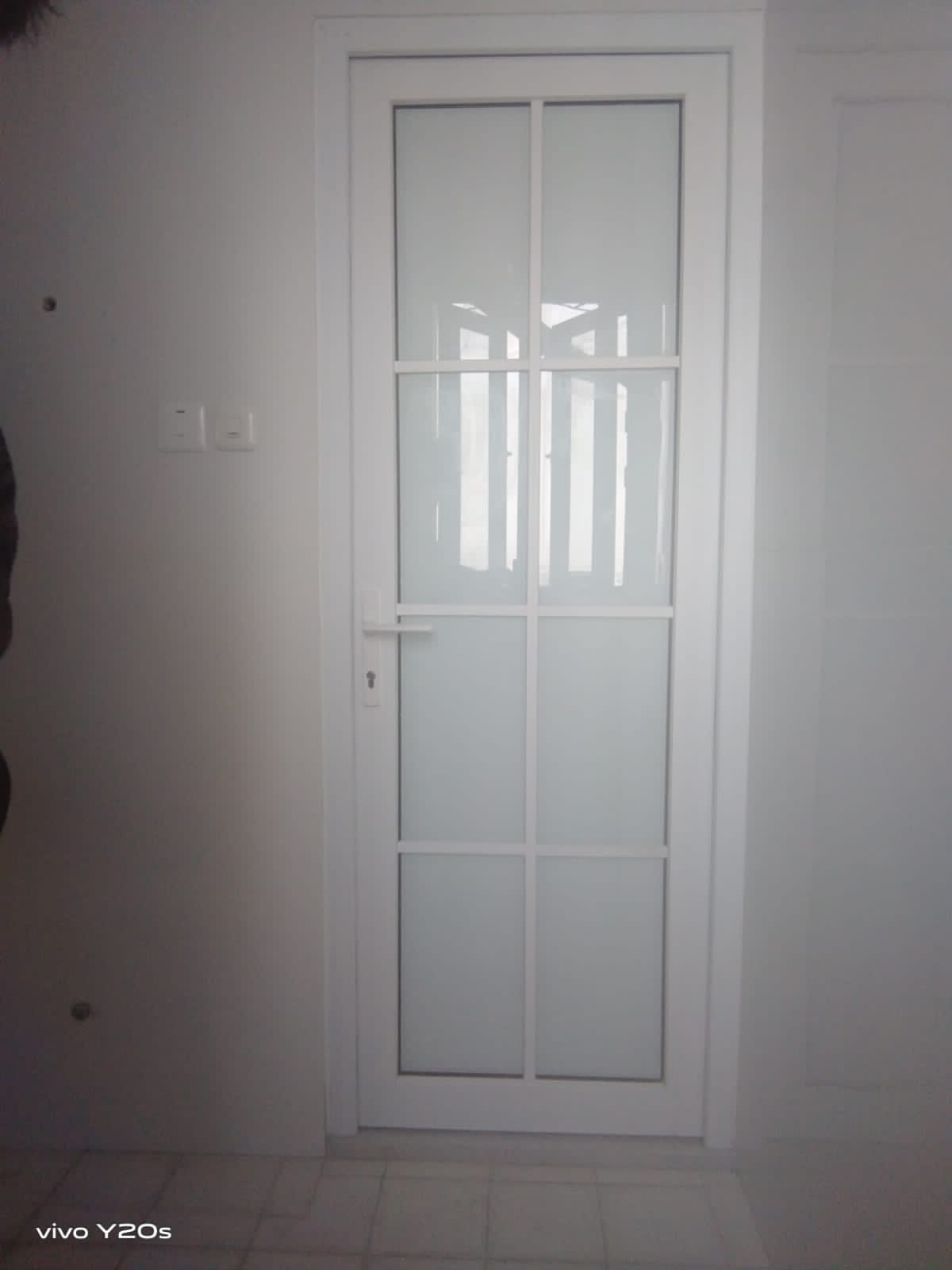 530d8c20-110b-44pintu upvc kamar mandi 6c0-951d-3f7c0615d582